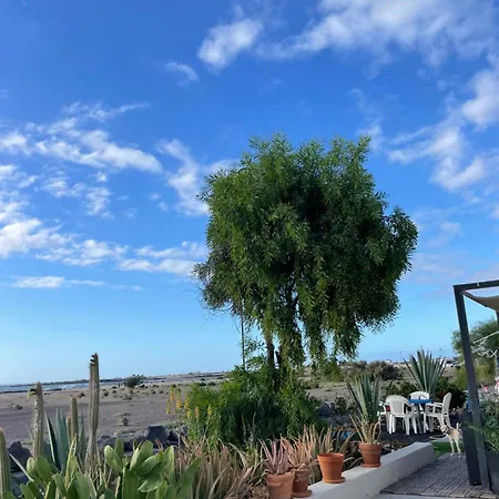 Apartament With Ocean View El Διαμέρισμα *